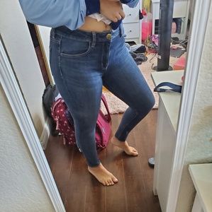 American Eagle Super Stretch Skinny Jeggings!
